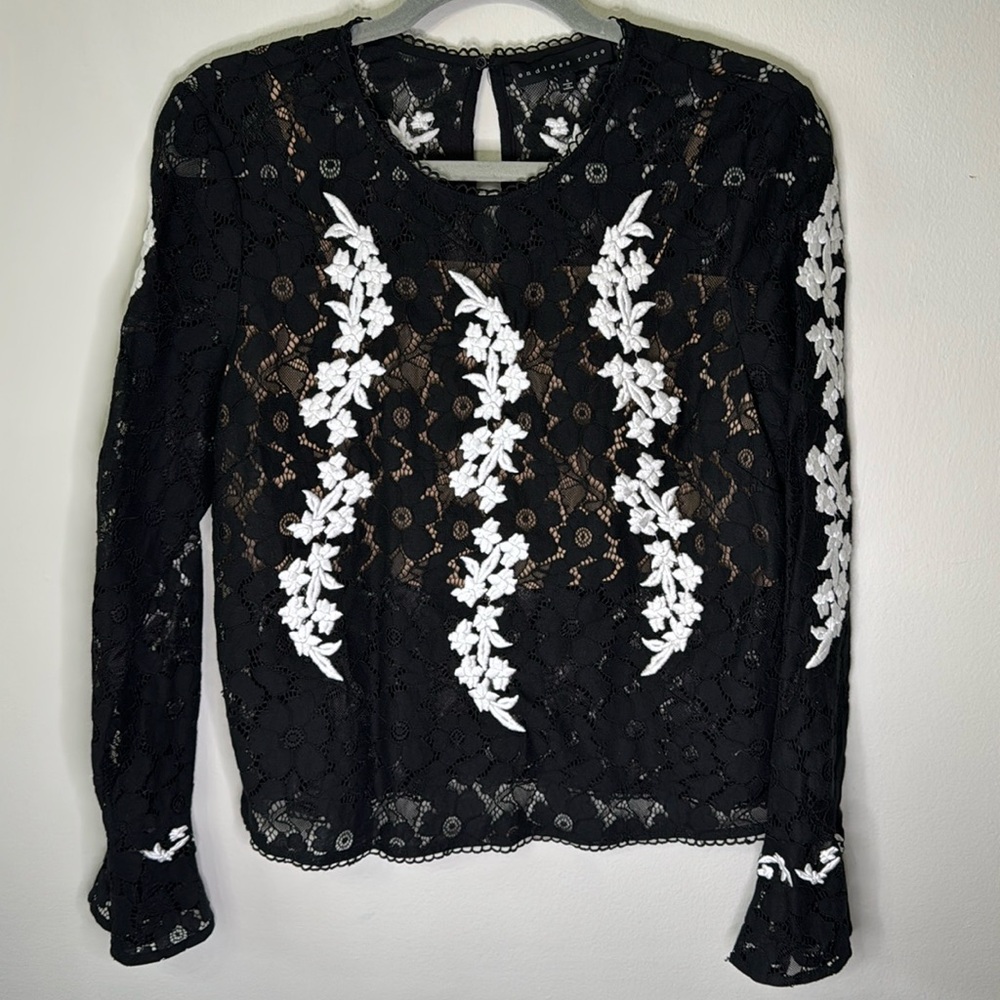 Endless Rose Embroidered Lace Top